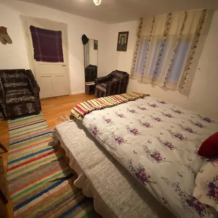 Casa Din * Musca