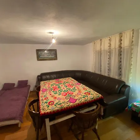 Holiday home Casa Din